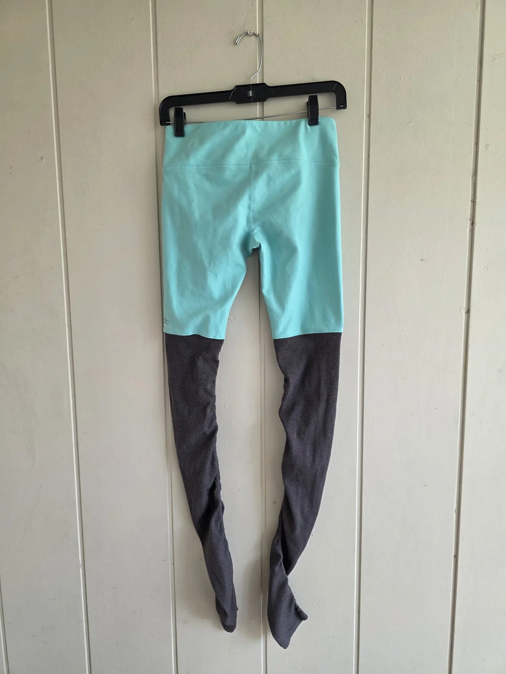 Alo Goddess Aqua Leggings Size Small